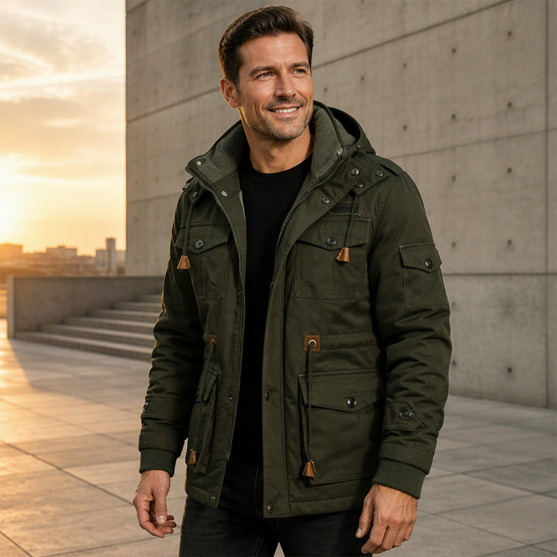 Wärmende Winterjacke für Herren mit abnehmbarer Kapuze